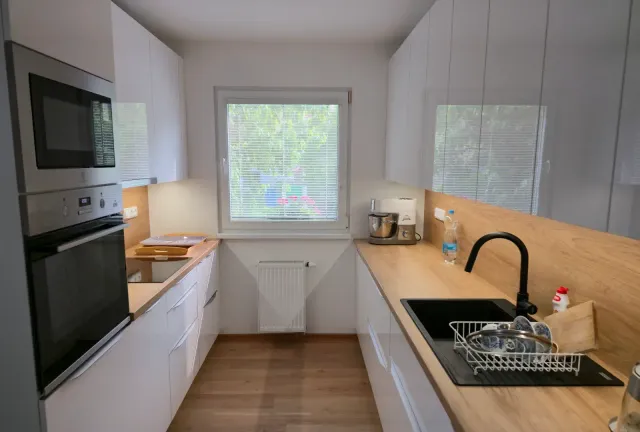Rekonstrukce kuchyně v Okálu 105 na klíč