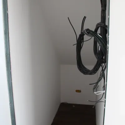 Nova Pudni Vestavba V Podkrovi Okalu S Mansardou V15